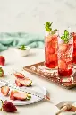recette-sirop-fraise-maison.webp